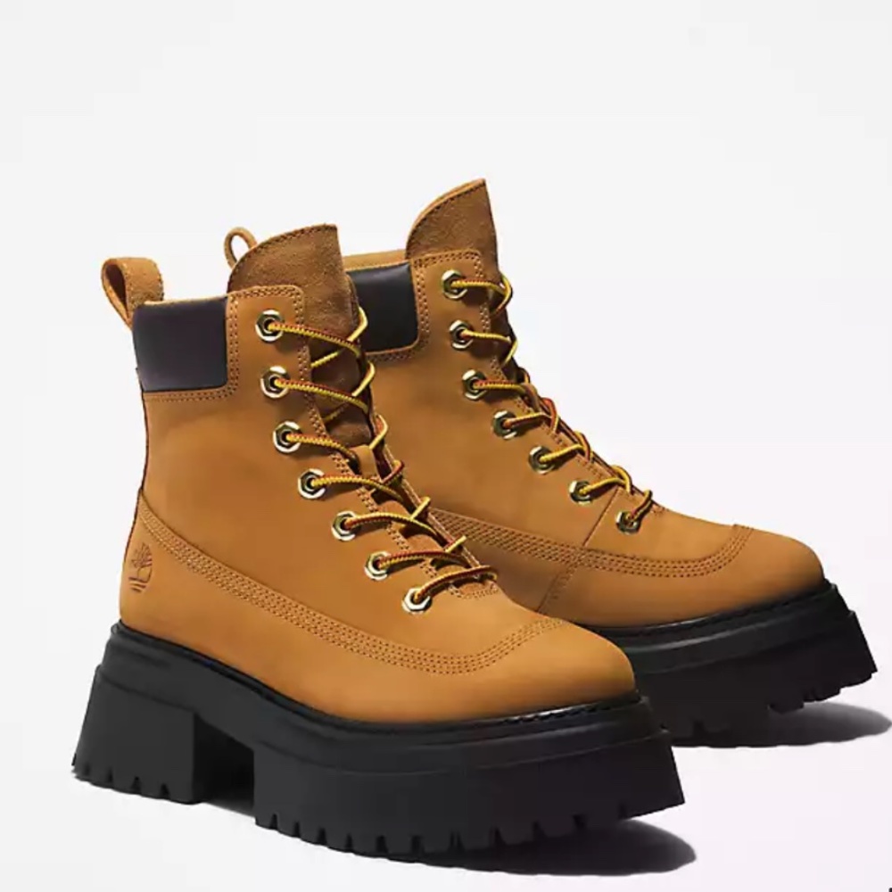 Timberland Sky 6 inch Lace Up Wheat Nubuck Suede Leather Platform Hiking Boots